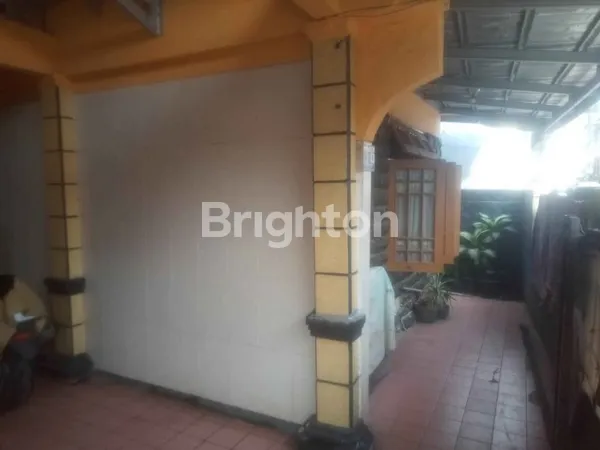 image DIJUAL RUMAH DI MENTENG, JAKARTA PUSAT (2)