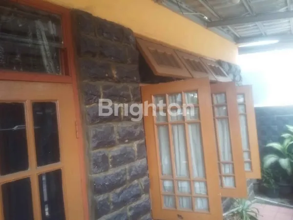 image DIJUAL RUMAH DI MENTENG, JAKARTA PUSAT (4)