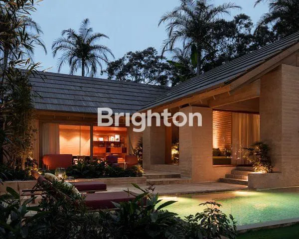 image AN EXCLUSIVE LUXURY VILLA IN THE HEART OF NUANU CITY, TANAH LOT BALI (1)