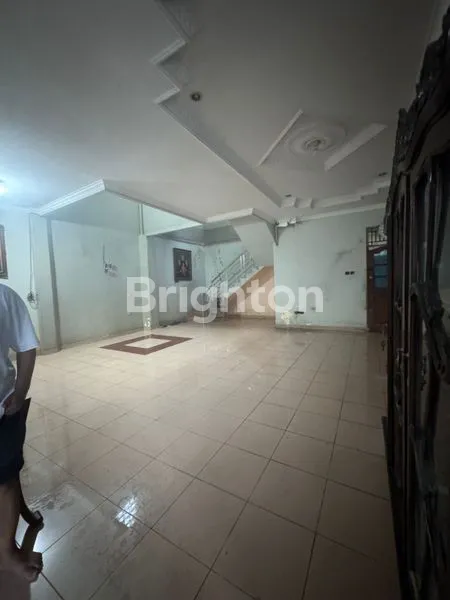 image DIJUAL / DISEWAKAN RUMAH LUAS & STRATEGIS PERUM BSK – KAYURINGIN JAYA, BEKASI SELATAN LOKASI STRATEGIS (8)