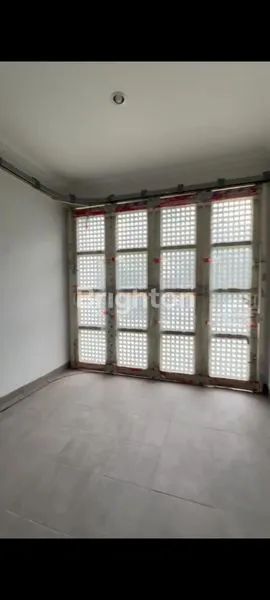 image DI JUAL RUMAH SIAP HUNI GADING SERPONG TANGERANG (5)