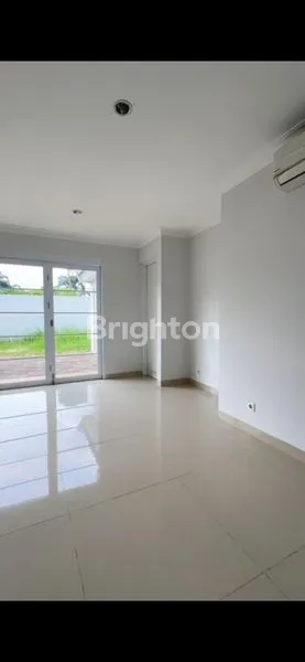 image RUMAH MEWAH 2 LT DI GRANADA ALICANTE GADING SERPONG TANGERANG  (2)