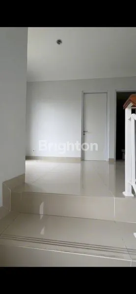 image RUMAH MEWAH 2 LT DI GRANADA ALICANTE GADING SERPONG TANGERANG  (6)