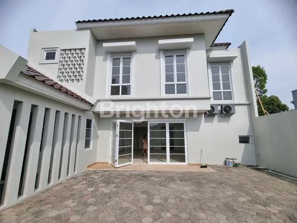 image RUMAH CLUSTER GRANADA ALICANTE, GADING SERPONG, TANGERANG (1)