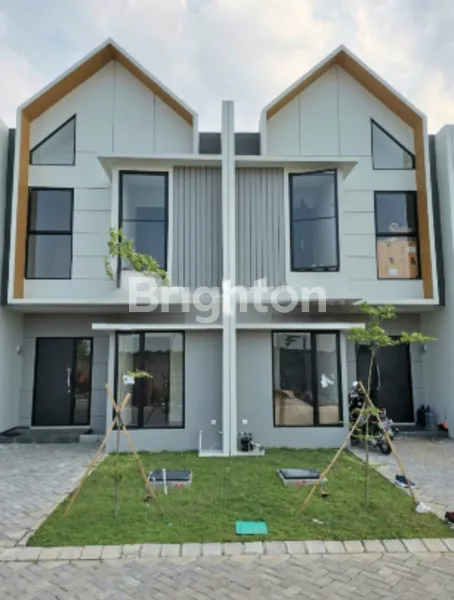 image RUMAH BARU GRESS 2 LANTAI EASTERN PARK RESIDENCE SURABAYA TIMUR (1)