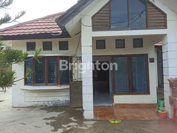 image DISEWAKAN RUMAH NYAMAN TYPE 75 | 3 KT | LOKASI STRATEGIS | DEKAT MINIMARKET (4)