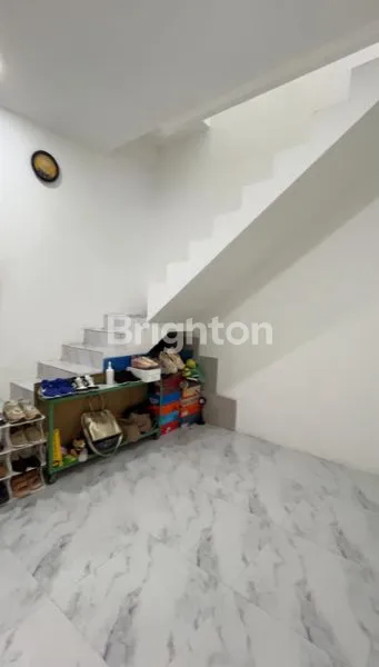 image RUMAH DIJUAL SIAP HUNI JELAMBAR JAKARTA BARAT (2)