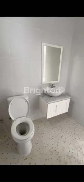 image RUMAH SIAP HUNI 2 LT DI CLUSTER NEWTOWN GADING SERPONG TANGERANG (5)