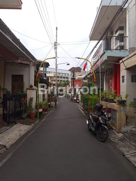 image HUNIAN STRATEGIS. 6 KT SELANGKAH KE PARAGON MALL (7)