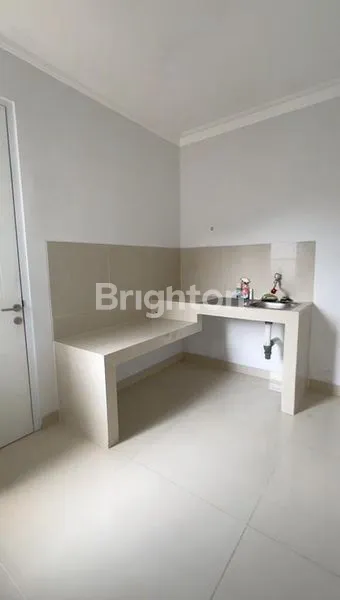 image RUMAH BARU 2 LANTAI SIAP HUNI DI GRANADA ALICANTE GADING SERPONG TANGERANG (6)