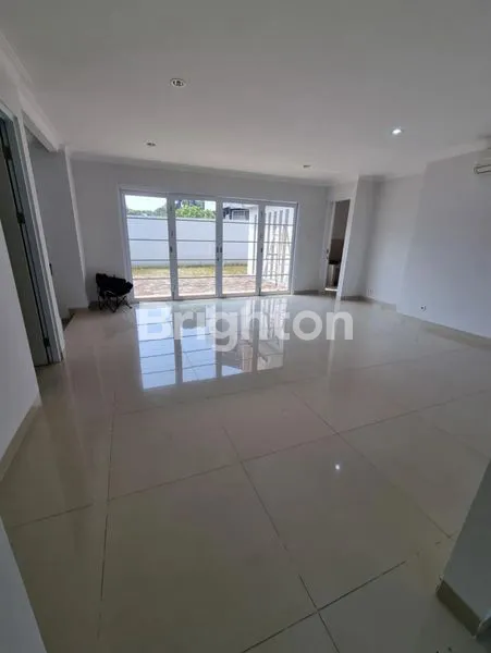 image RUMAH BARU 2 LANTAI SIAP HUNI DI GRANADA ALICANTE GADING SERPONG TANGERANG (4)