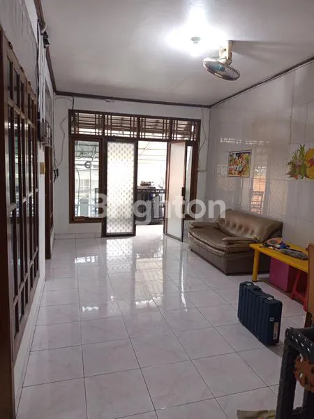 image SIAP CUAN! RUMAH KOS 6 KT SELANGKAH KE PARAGON MALL PEMUDA (7)