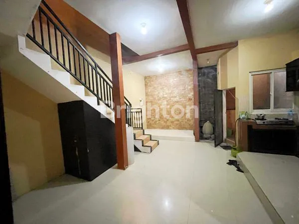 image RUMAH ISTIMEWA DI SURYA REGENCY SIDOARJO (4)