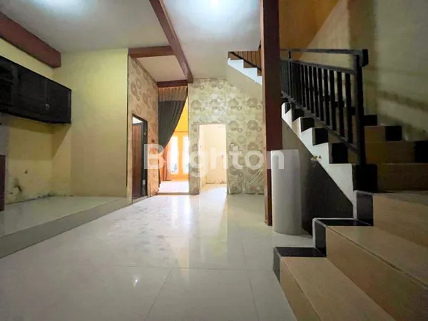 image RUMAH ISTIMEWA DI SURYA REGENCY SIDOARJO (3)