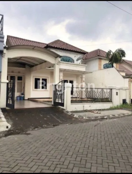 image RUMAH MEWAH LT 242M² DI DELTA RAYA UTARA, SIAP HUNI (1)