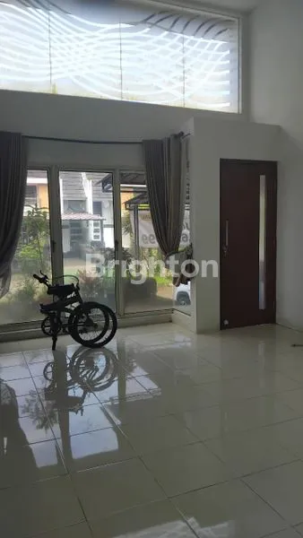 image RUMAH NYAMAN HOOK FURNISHED DI RANCAMAYA, LT 216M² DEKAT TOLL CIAWI (3)