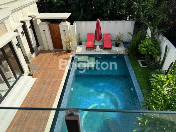 image VILLA SUARA ARNU – SPACIOUS 4-BEDROOM VILLA WITH PRIVATE POOL (1)