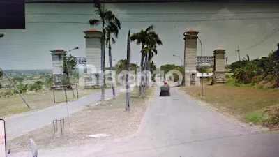 image RUMAH HITUNG TANAH JLN UTAMA PERUMAHAN DEKAT TOL (2)