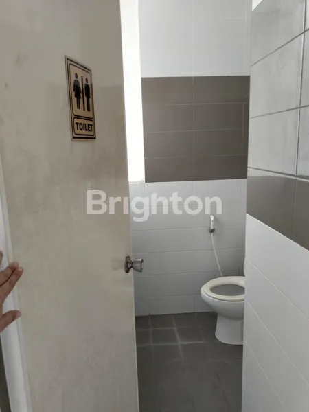 image RUKO DISEWAKAN – GUNUNG ANYAR (LOKASI STRATEGIS, COCOK UNTUK USAHA & KANTOR) (4)