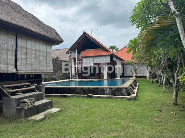 image RUMAH MEWAH DI DEKAT PANTAI SABA (4)