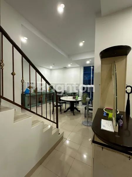 image DISEWAKAN RUMAH 2 LANTAI DI VILLA MARINA NAGOYA (4)