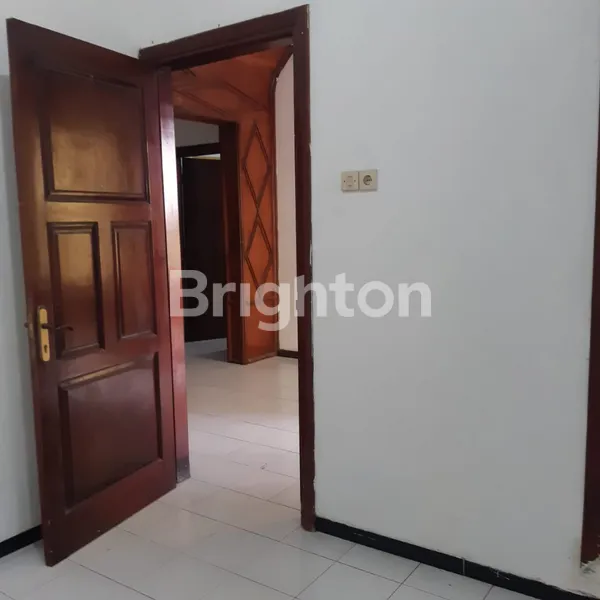 image RUMAH PURI LIDAH KULON DEKAT UNESA LIDAH, DEKAT PAKUWON MALL, DEKAT MCD (4)