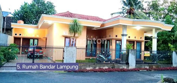 image RUMAH SIAP HUNI, LAHAN LUAS 614M² DI BANDAR LAMPUNG (1)