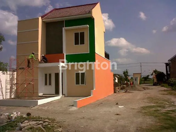 image RUMAH 2 LANTAI DI BETET PESANTREN KEDIRI (3)