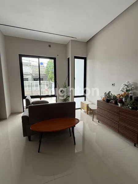 image NUSA LOKA, BSD, BARU, SANGAT STRATEGIS, 2 LANTAI, FASAD MODERN (4)