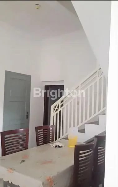 image RUMAH 2 LANTAI DEKAT PASAR PAKIS KOTA MALANG (3)