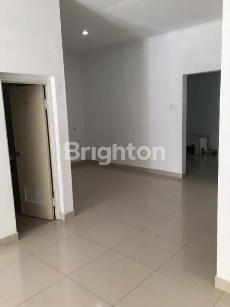 image HOT LISTING ! DISEWA RUMAH STRATEGIS MINIMALIS MODERN DI TANJUNG DUREN (DEKAT BCA). SIAP HUNI & COCOK UNTUK HUNIAN KELUARGA. (3)