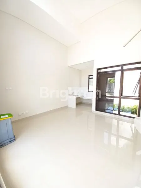 image RUMAH TERAWAT SIAP HUNI DIKAWASAN ELITE MAHAKARYA  CIPUTRA SENTUL (4)