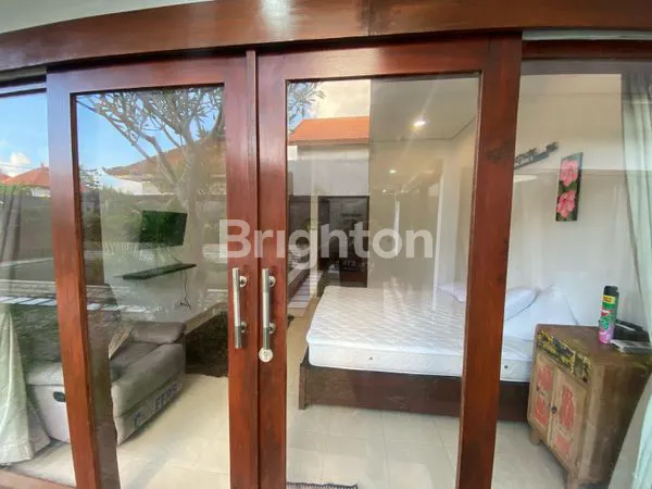 image DISEWAKAN VILLA LA CINTA MURAH DENGAN SUASANA SANGAT TENANG DI KUTA SELATAN (4)