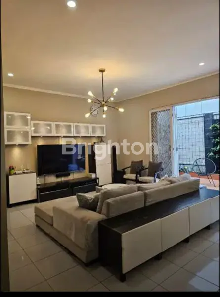 image RUMAH BAGUS SIAP HUNI DI BSD (1)