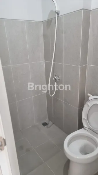 image ILLAGO GRANDE, GADING SERPONG, 2 LANTAI, SANGAT STRATEGIS, BERADA DI PUSAT KOTA GADING SERPONG (6)