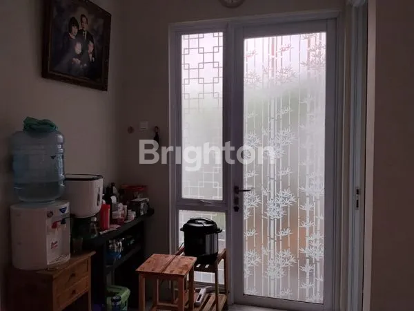 image RUMAH RAPI SIAP HUNI PARAMOUNT PETAL JL BOULEVARD CANNA CURUG TANGERANG (6)