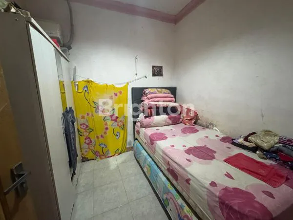 image RUMAH 4KT SIAP HUNI, LOKASI STRATEGIS BEBAS BANJIR (6)