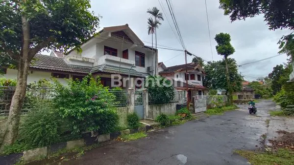 image RUMAH LUAS YANG TENANG DAN NYAMAN DI BARANANGSIANG INDAH BOGOR (8)