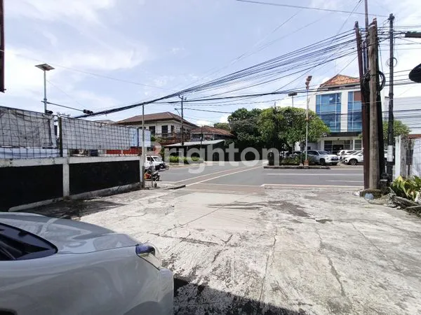 image GUDANG SHOWROOM STRATEGIS – LOKASI PREMIUM DI GATSU TENGAH, DENPASAR UTARA! (7)