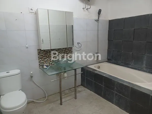 image RUMAH SIAP HUNI FULL FURNISHED DI JIMBARAN, LT 200 M² (5)