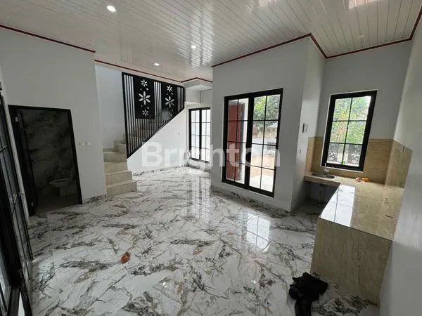 image RUMAH 2 LANTAI SIAP HUNI DI CIBINONG, LT 127M² (2)