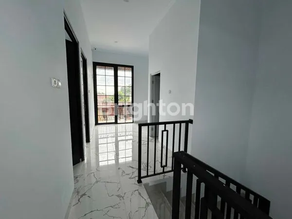 image RUMAH DI CIBINONG  (5)