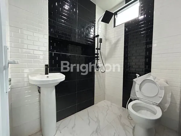 image RUMAH DI CIBINONG  (2)