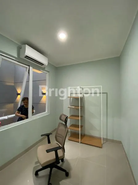 image READY TO MOVE! RUMAH EKSKLUSIF DI BERYL RESIDENCE (8)