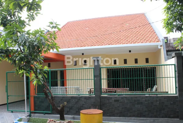 image RUMAH 1 LANTAI DI JALAN BRATANG BINANGUN SURABAYA (1)