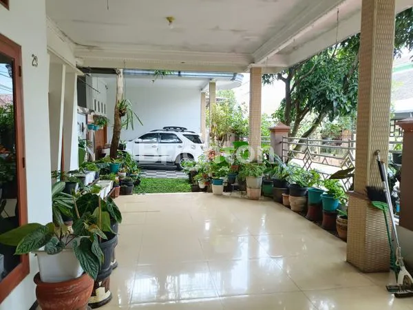 image RUMAH LUAS INDAH DAN NYAMAN KOTA MALANG (2)