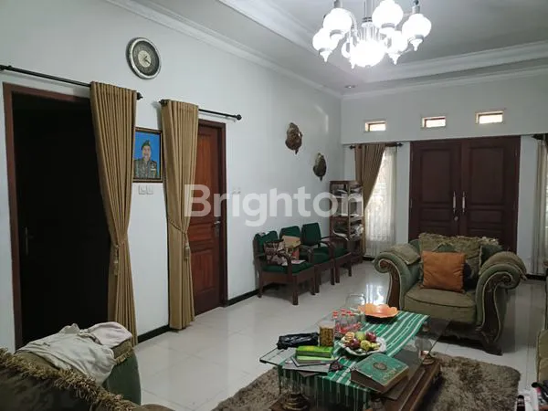 image RUMAH LUAS INDAH DAN NYAMAN KOTA MALANG (7)