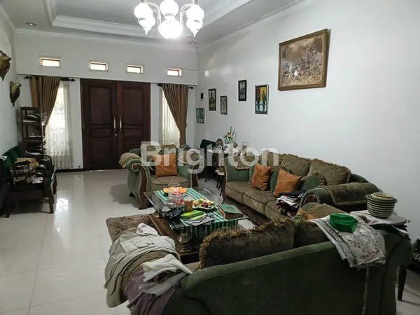 image RUMAH LUAS INDAH DAN NYAMAN KOTA MALANG (5)