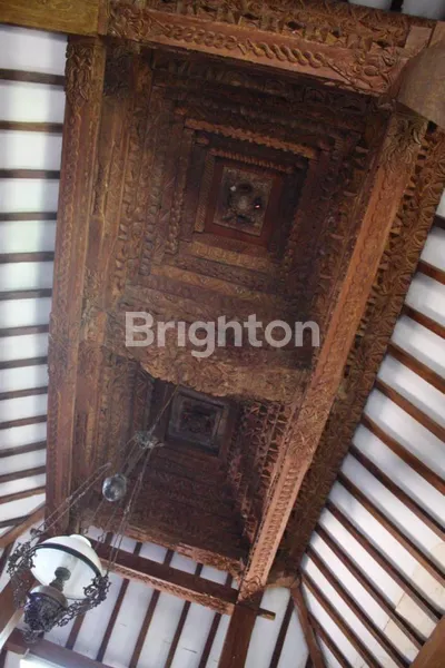 image RUMAH JOGLO JEPARA ANTIK KAWASAN PONDOK CABE, DIBANGUN DENGAN KAYU JATI BERKUALITAS & UKIRAN GEBYOK MEWAH! (2)