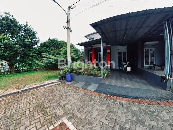 image JUAL RUMAH HOOK, LANGSUNG BISA DITEMPATI. LOKASI DI DEPOK (1)